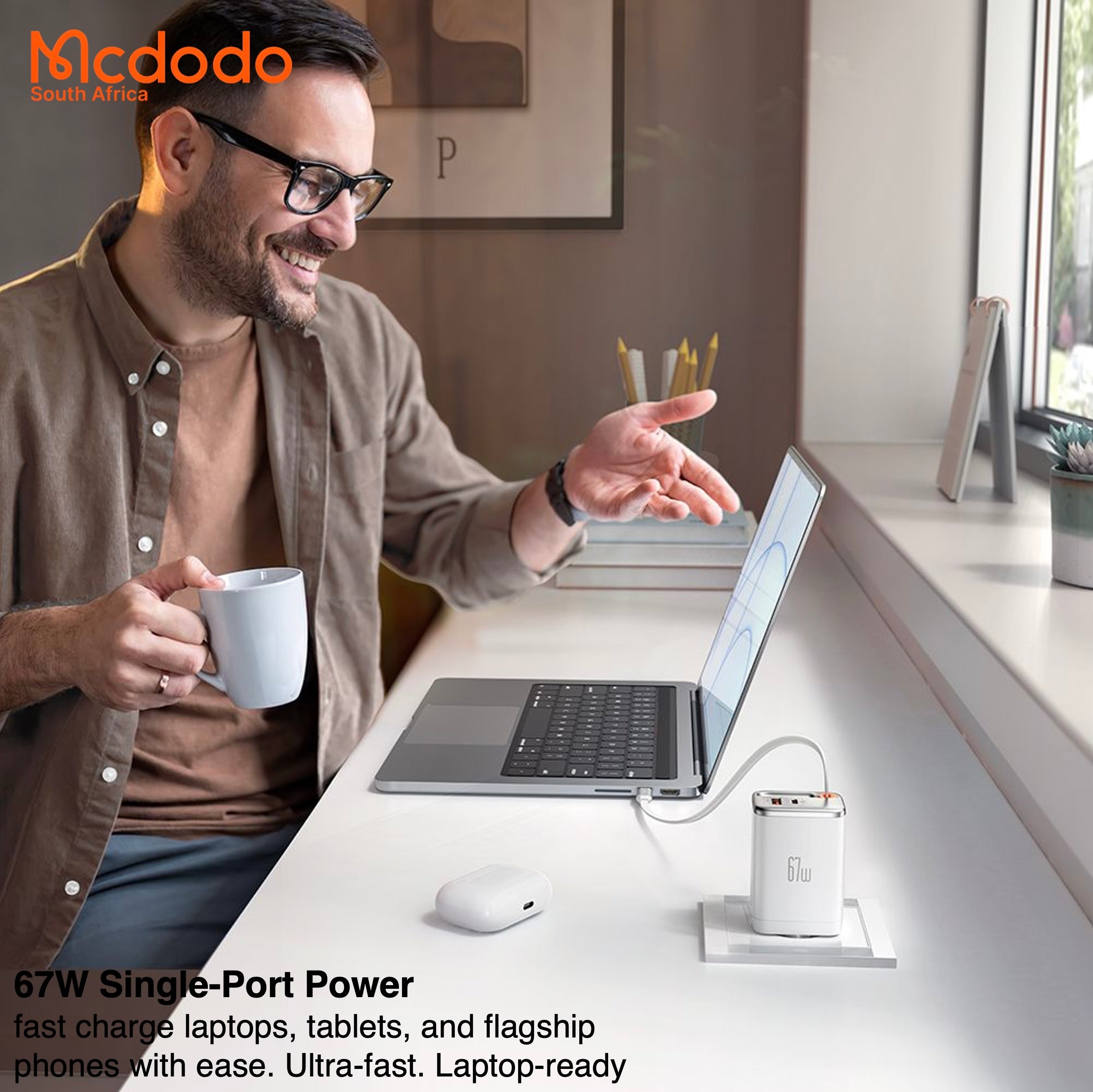 Mcdodo 67w GaN Fast Charger Retractable USB-C Cable Digital Watt Display