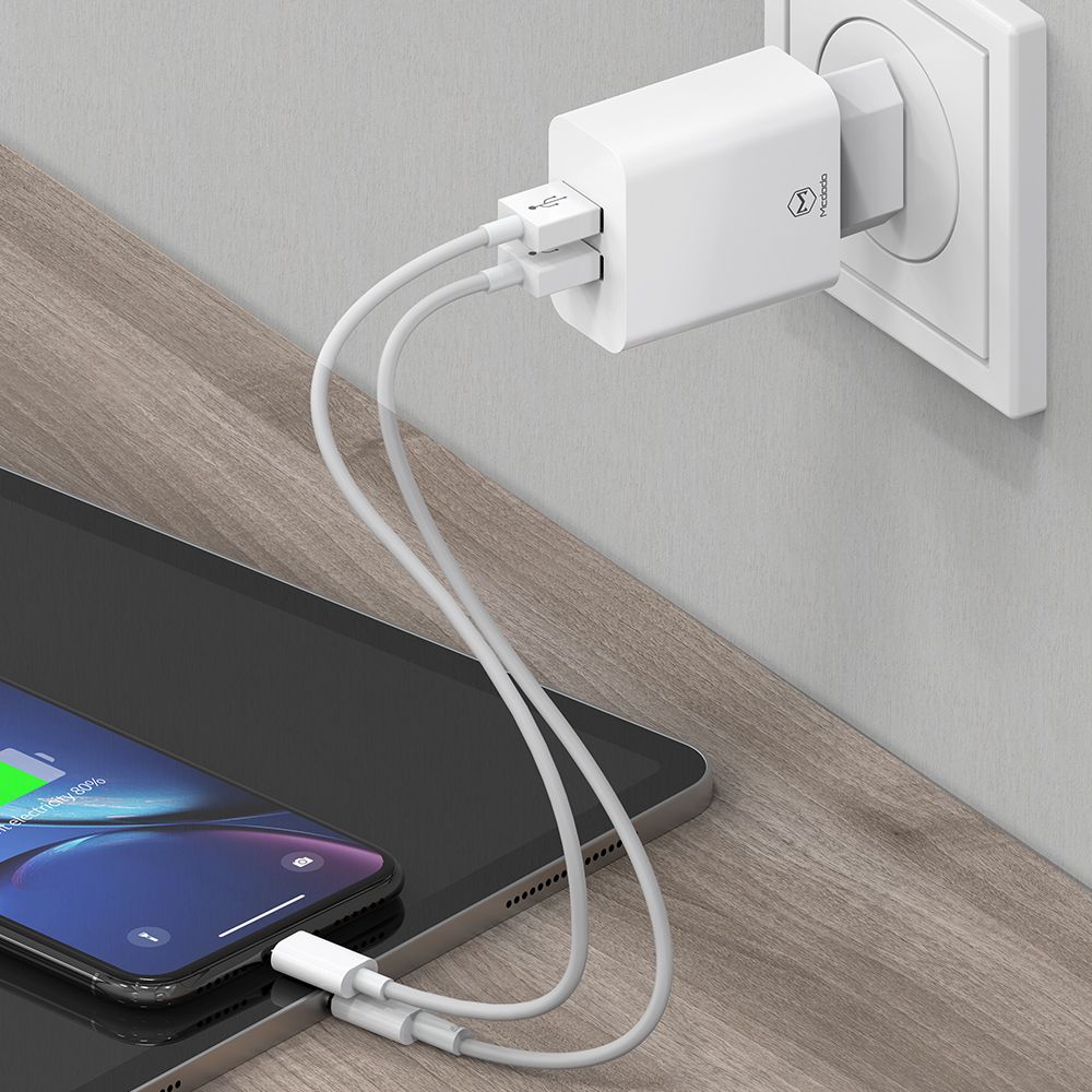 Mcdodo Dual Port Charger + 1m Apple Lighting Cable